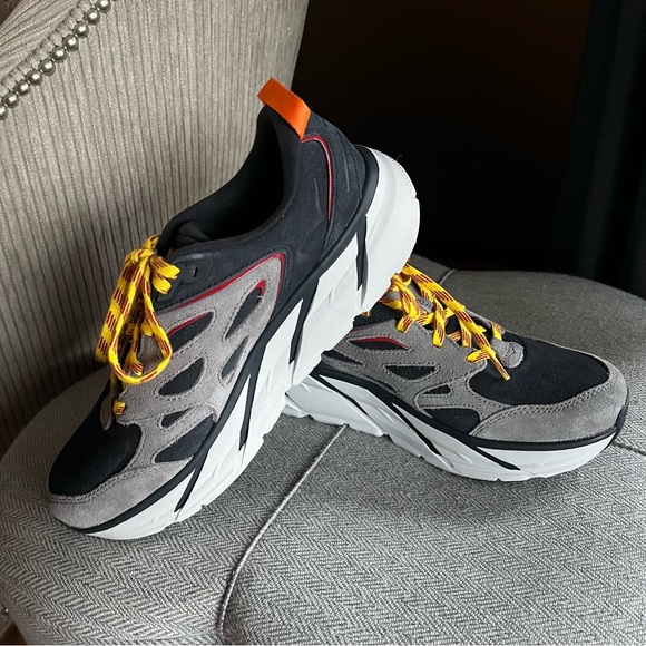 Gender Inclusive Clifton L Suede Sneaker - Picture 3 of 8